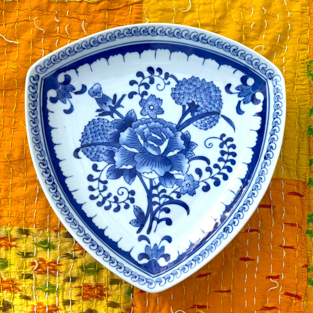 Roscher Ceramic Three-sided Blue and White Dish